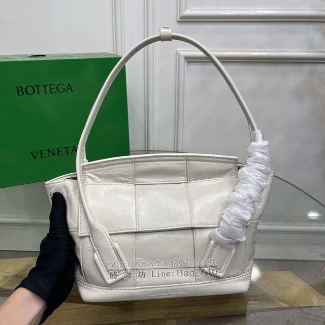 Bottega veneta高端女包 96009s小號 寶緹嘉新款Arco33油蠟皮手提包 BV經典款小牛皮arco女包  gxz1324